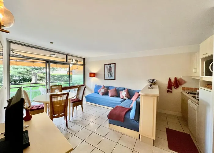 شقة Aeroport Seafront With Pool *