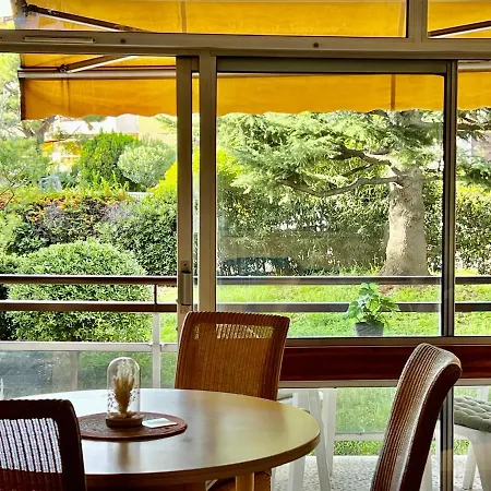 Apartament Aeroport Seafront With Pool *