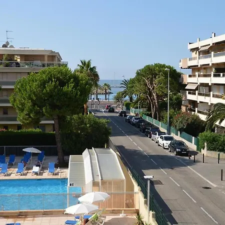 Daire Aeroport Seafront With Pool Cros-de-Cagnes